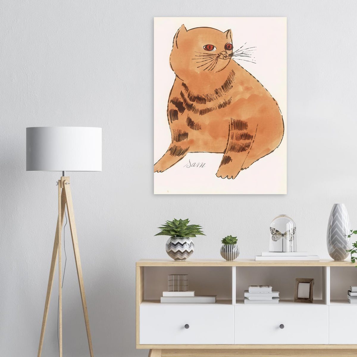Andy Warhol poster depicting a spare contour drawing gives the animal its personality, while uncomplicated forms keep the focus on the cat’s outline and pose